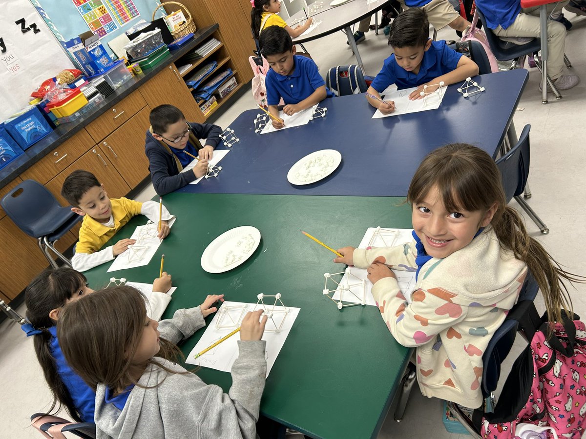 Emily Rush tweet media