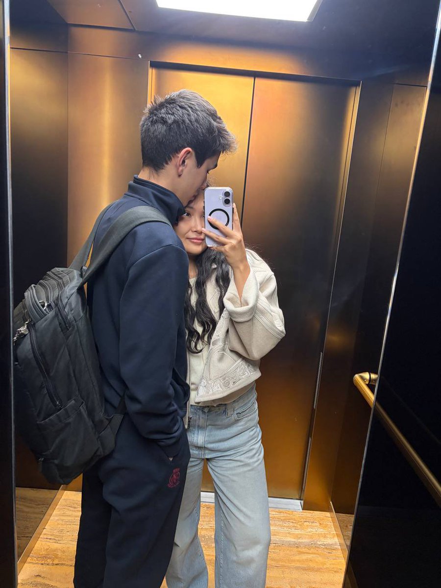 Чмоня tweet media