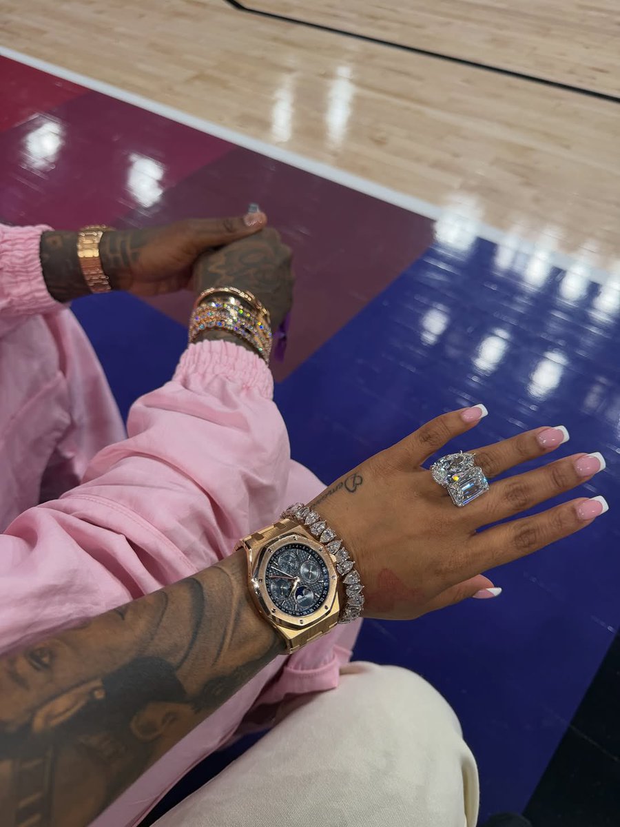 ًWave Checkers tweet media