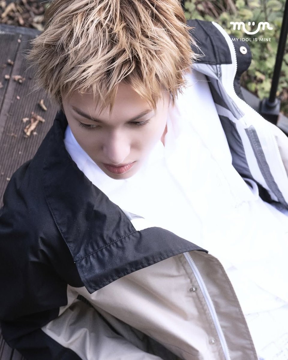 dele #REDRED tweet media