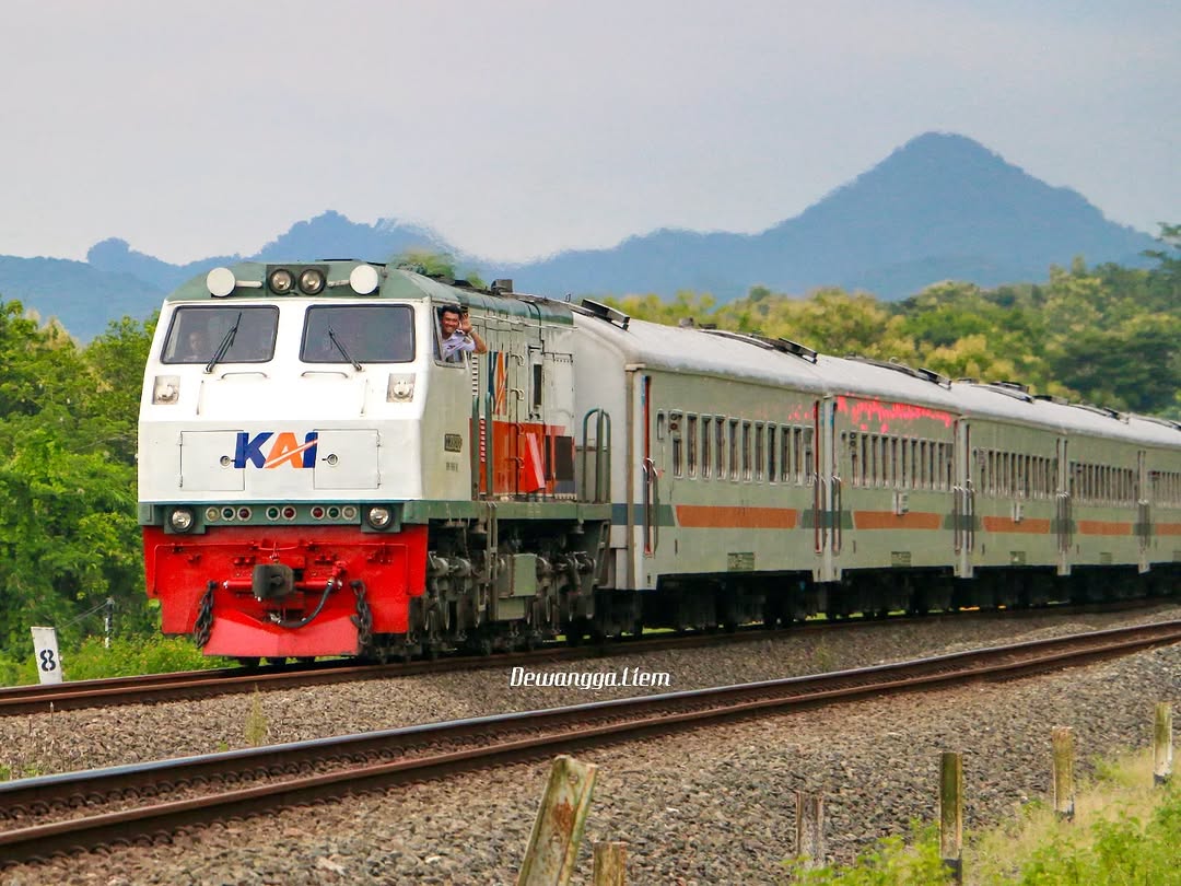Kereta Api Indonesia tweet media