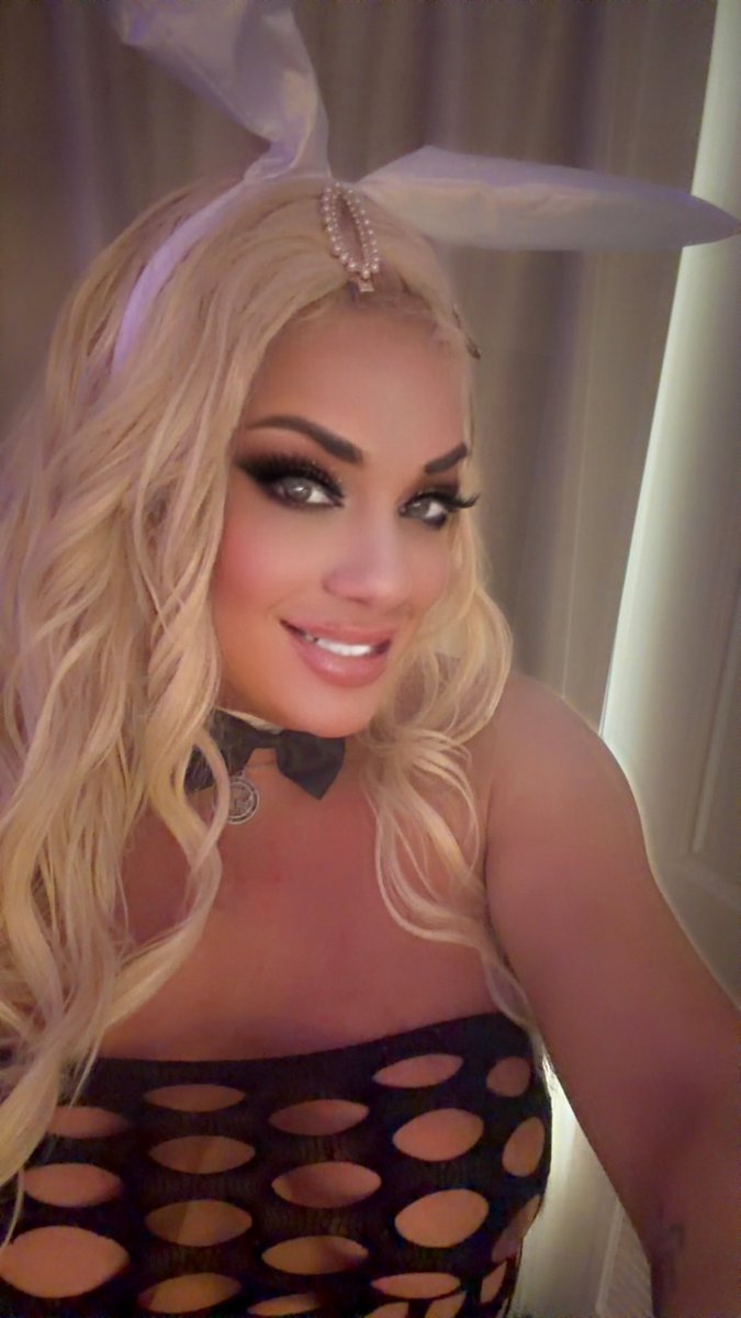 HellBanianGirl💋🌹🍒🌸🦄🍍👅👐 tweet media