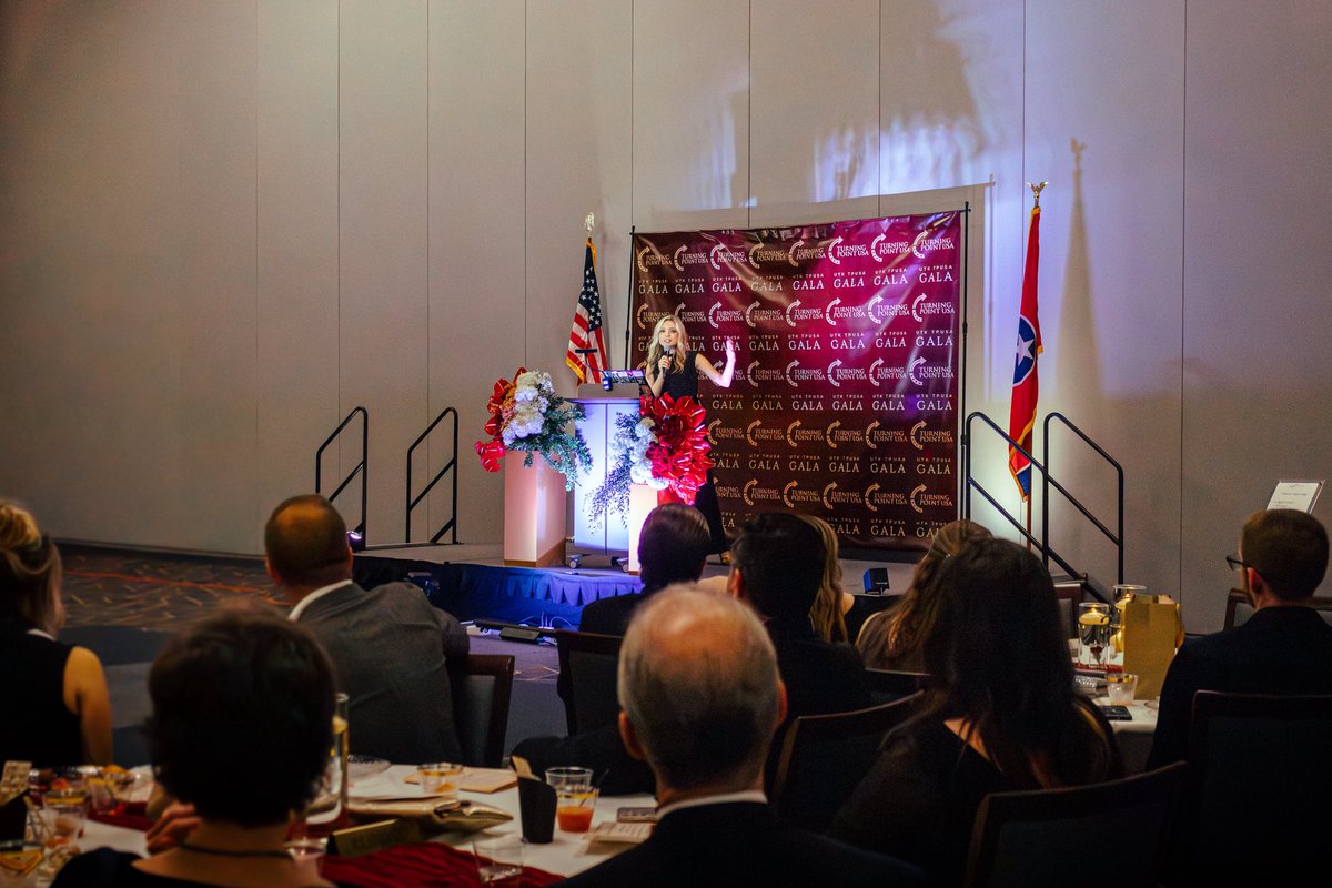 emmaarns's tweet image. So proud to say we had a successful Tennessee Turning Point USA Gala at the University of Tennessee ⭐️ Going to miss this chapter.

#TNTPGala #EventPlanning