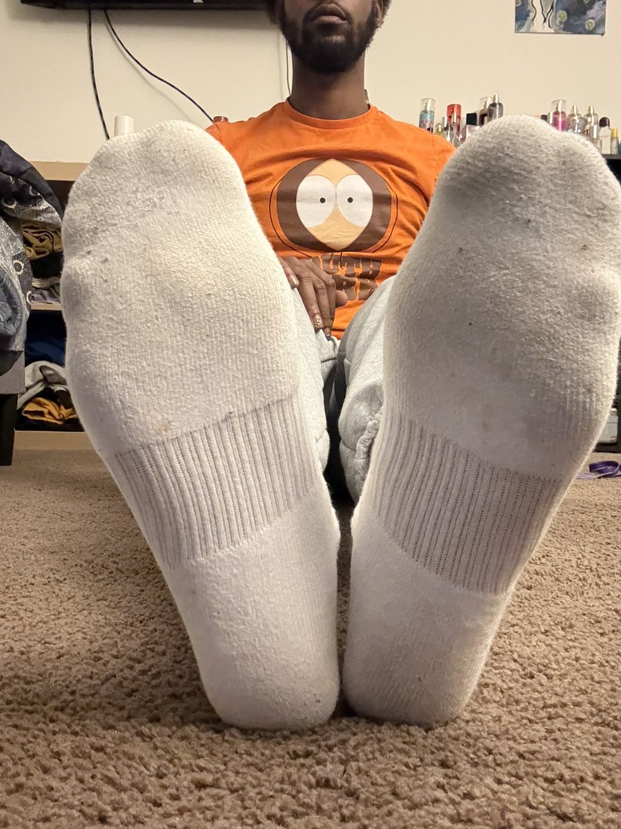 almighty_neir's tweet image. #Socks or just #feet