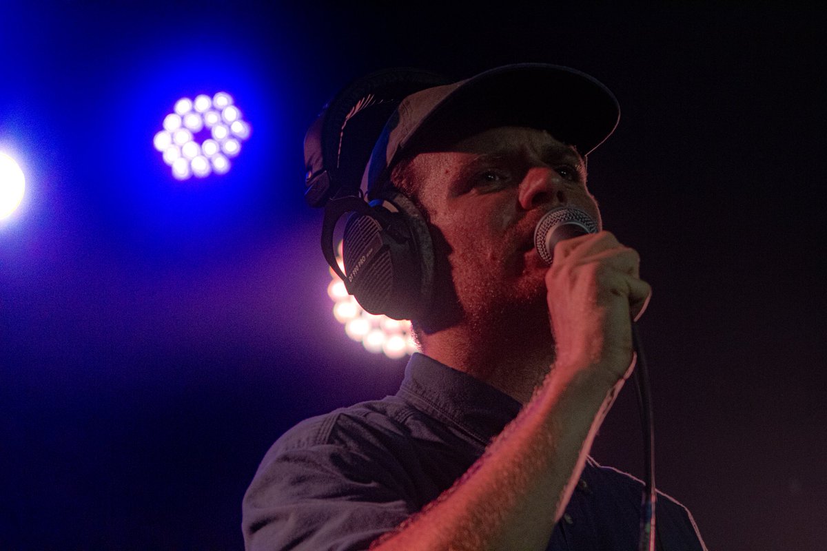 efodafazeroq's tweet photo. Ainda feliz que fotografei um dos meus favoritos da adolescência, obrigado marquinhos Mac DeMarco muito da minha melancolia vem de você https://t.co/sNCHn5Pgly