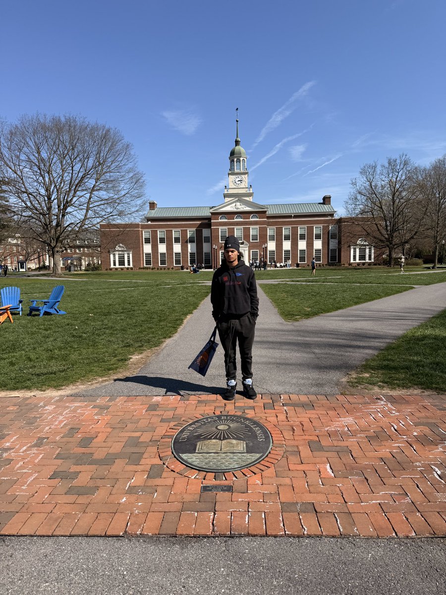 CashC_1's tweet photo. Had an AMAZING time today at Bucknell Spring Ball practice! Thank you @Coach_J_Nelson @rex_rover @Jeff_Behrman for having me out, I look forward to being back on campus. @CoachNice_SMHS @CoachWaters_ @WarriorCoachBr1 https://t.co/5auQZlBPkc