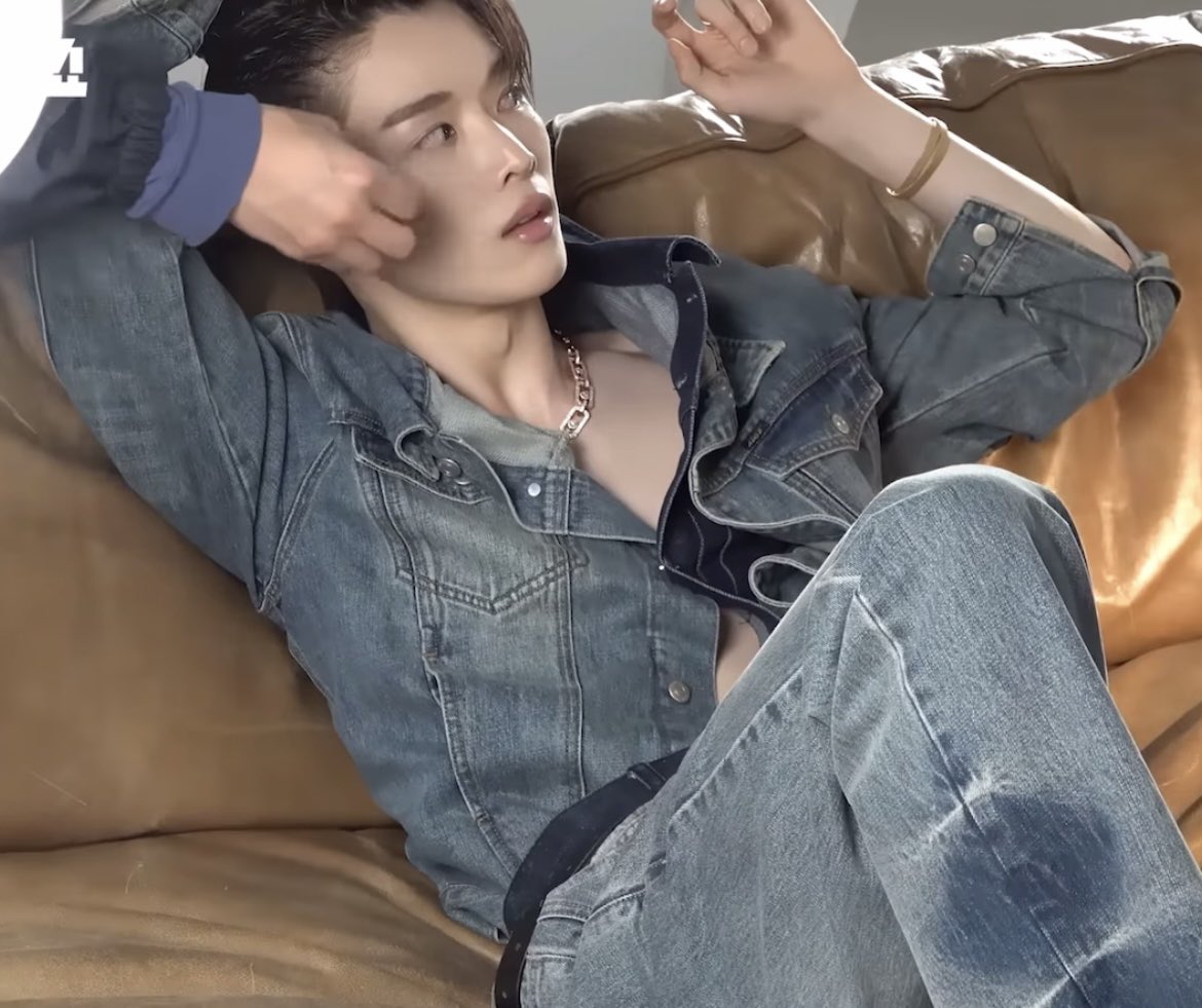 จองบี้ tweet media