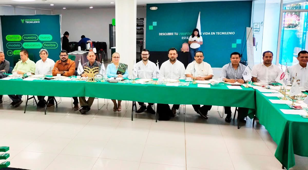🔴 Alistan relevo en el <a href="/CCET_Tabasco/">CCET_Tabasco</a> : Definen calendario para elección y entrega de Medalla al Mérito

El Consejo Coordinador Empresarial de Tabasco prepara su proceso de renovación con reuniones clave este 10 y 14 de abril

Nota Completa cumbretabasco.com.mx/?p=1691