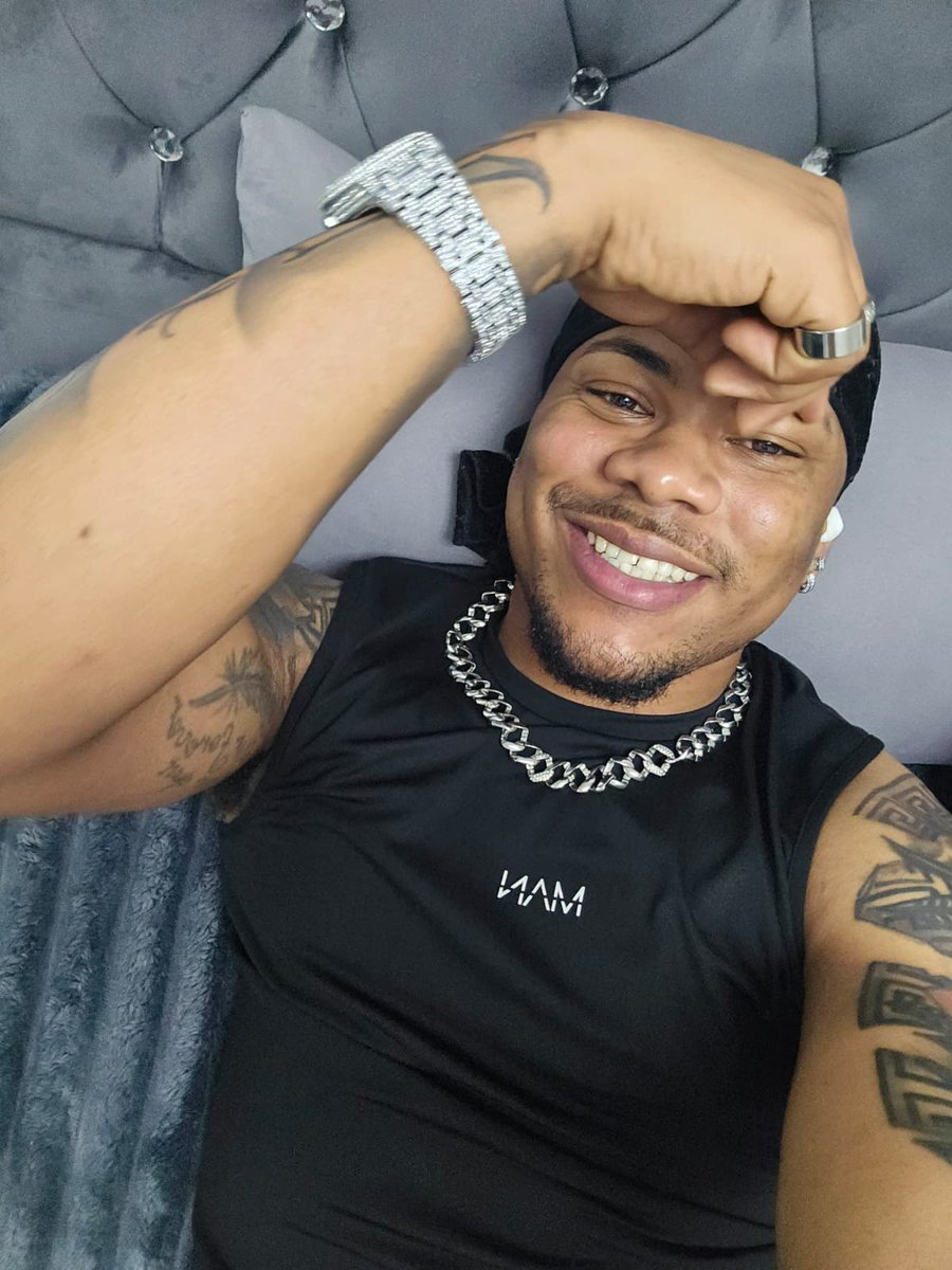 🇯🇲👑🦂🍆 | ᴅᴇʟᴇᴛᴇᴅ @ 10ᴋ | tweet media