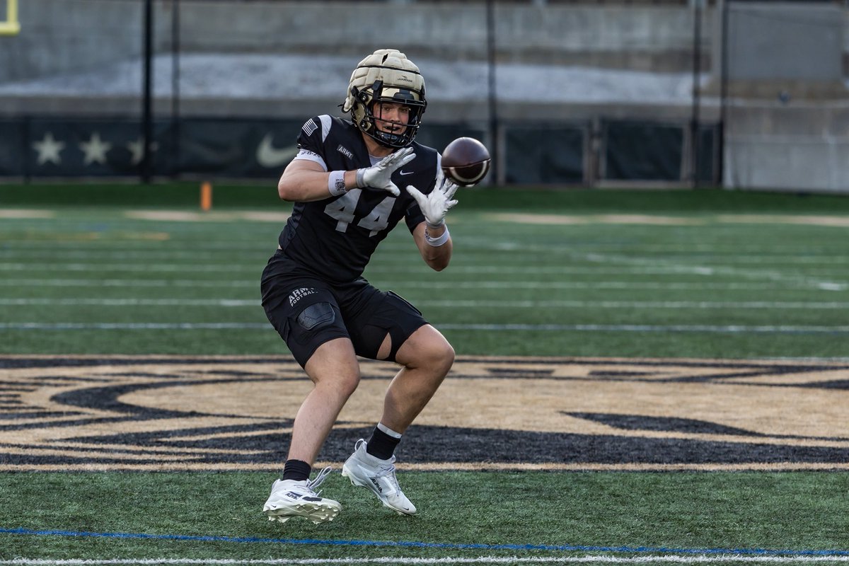 Army Football tweet media