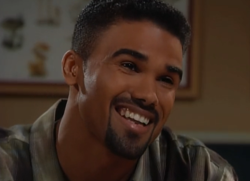 TheSpoilerGirl's tweet image. REAL FLASHBACKS! LOVE IT. #YR