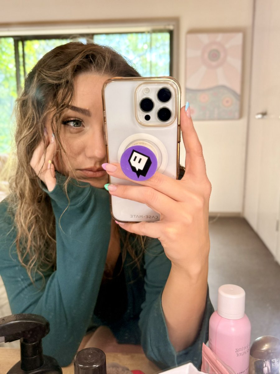 MissMandeee 💋 tweet media