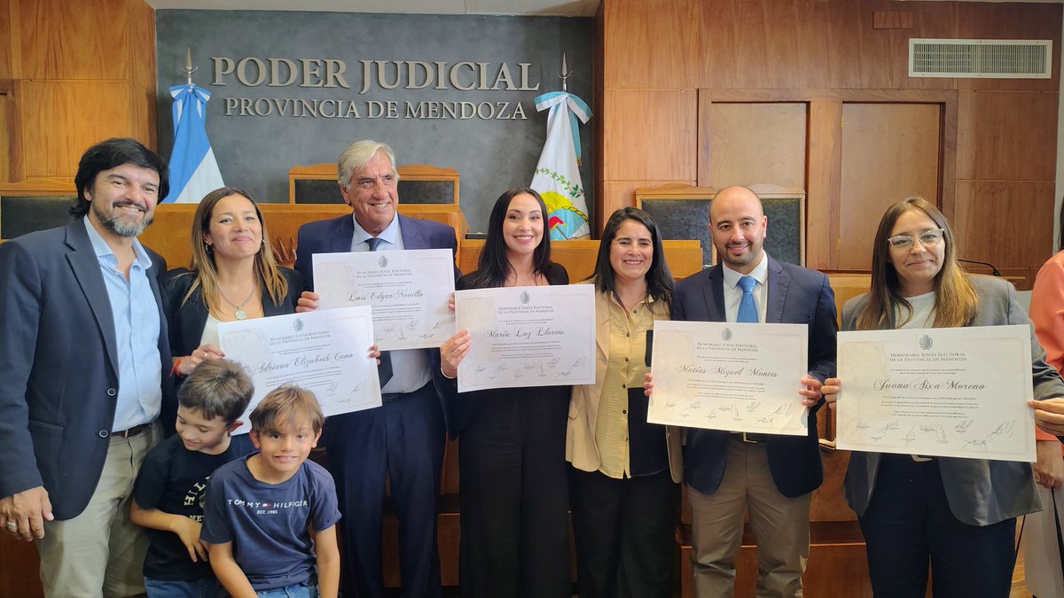 Adriana Cano tweet media