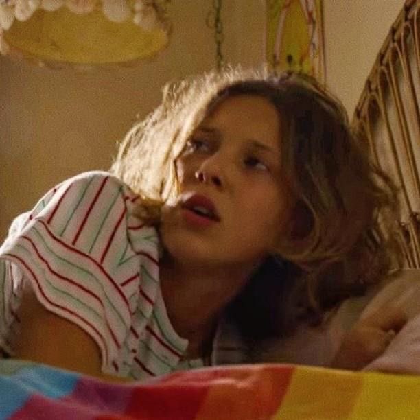 bylumaxer's tweet photo. THEY REALLY KILLED MY PRINCESS WITH HER CURLY HAIR AND DIMPLES AND DOE EYES AND AWKWARD SMILES AND BANGS AND BRIGHT COLORED OUTFITS AND HER MESSY BOB AND MIDDLE PART AND GOOFY HUMOR AND BUTTON NOSE AND HER ANGER AND HER LAUGHTER AND HER JOY AND HER CONFUSION AND HER😭😭😭😭😭😭😭 https://t.co/op6m3PDkfM