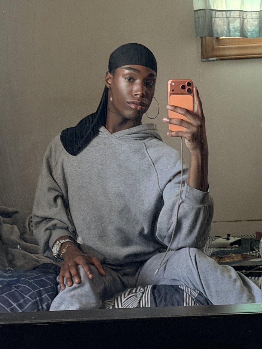 FXDVNITY's tweet photo. chopped x 
#femboy https://t.co/ymIieD15tj