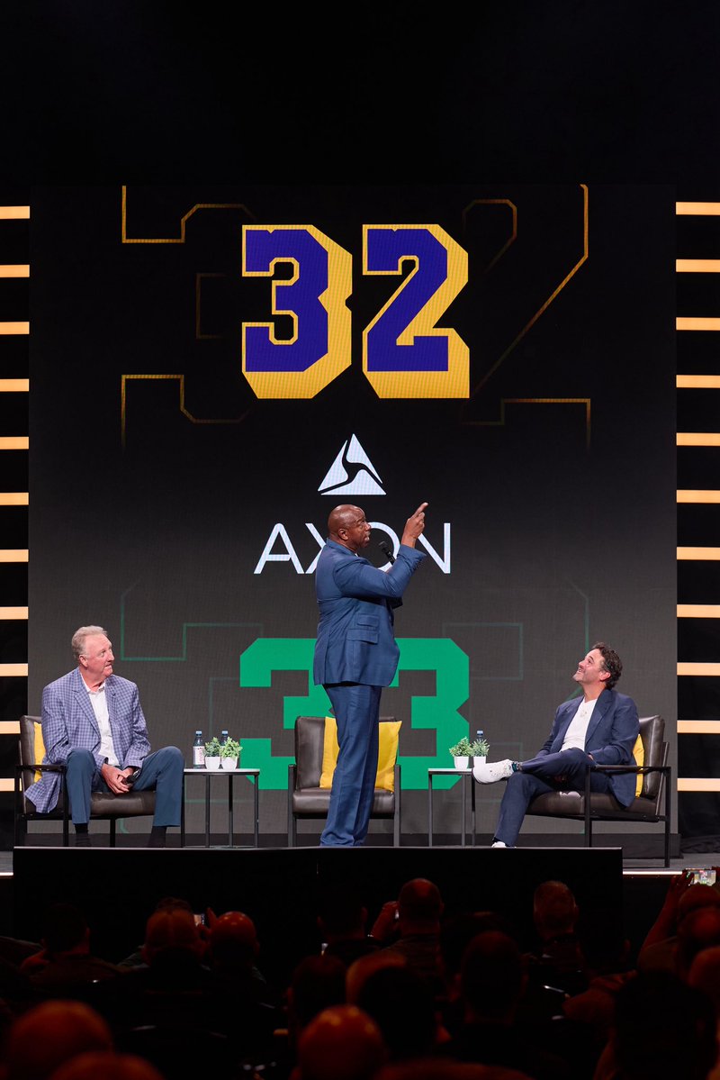 Earvin Magic Johnson tweet media