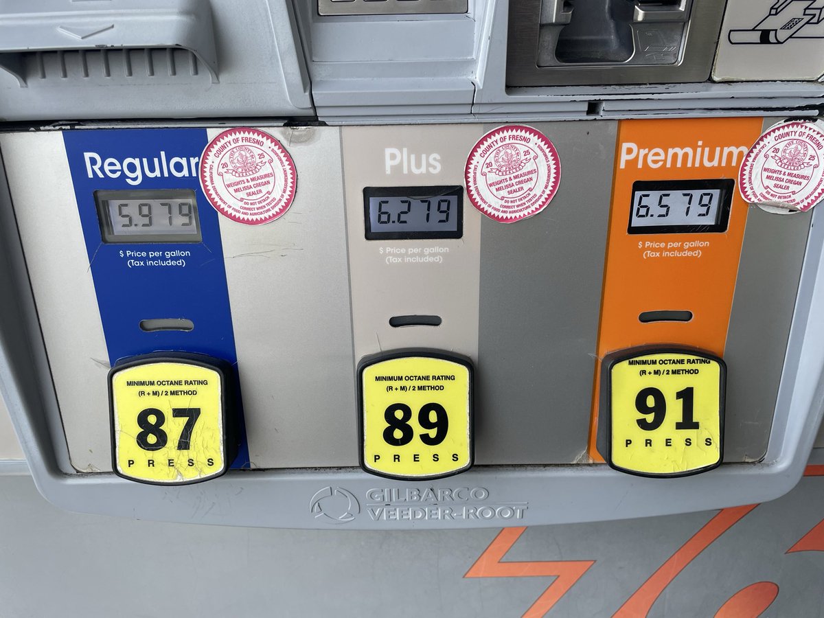 Roman Moment tweet media