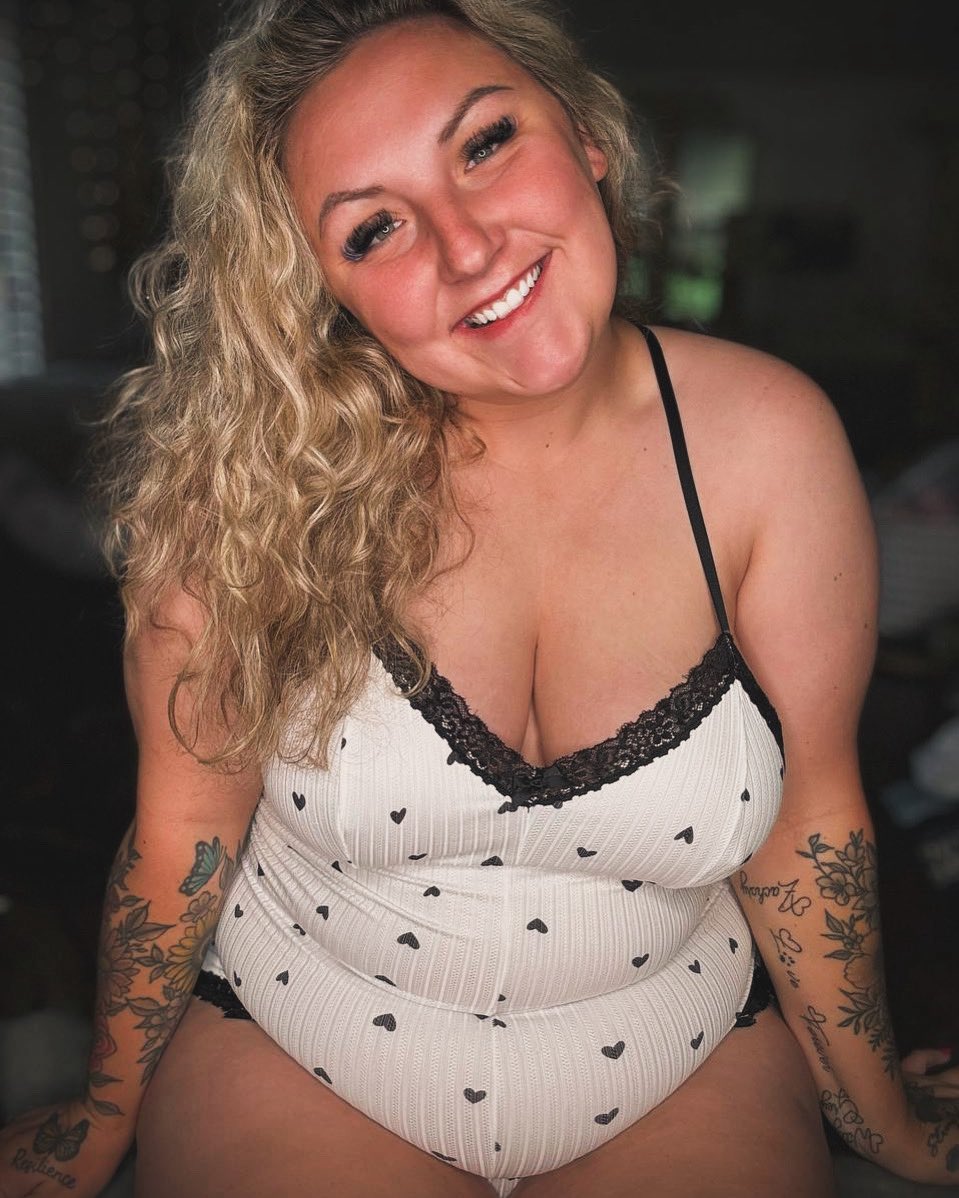 katie💙 tweet media