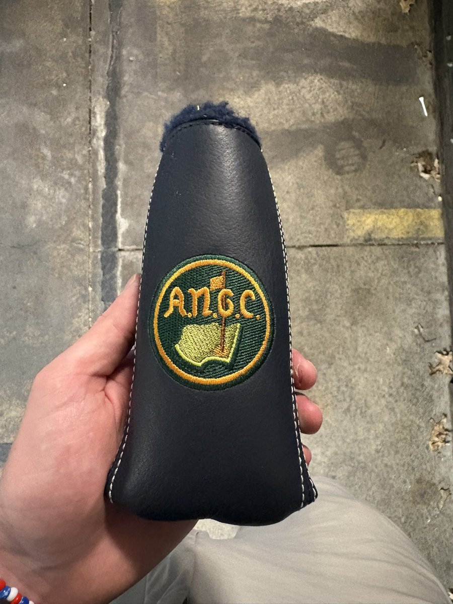 Kuckleman's tweet image. Spotted a A.N.G.C headcover in the wild today. #Cool