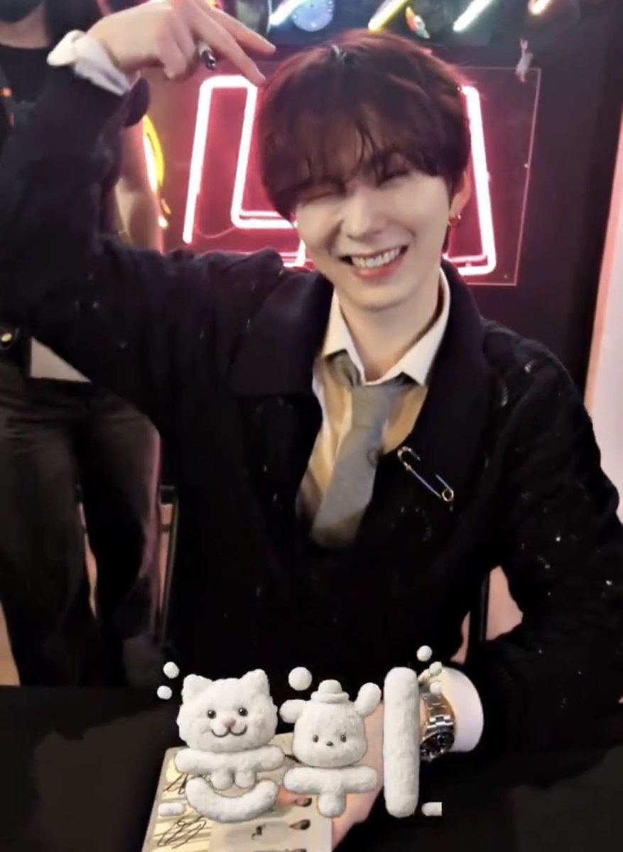 ye0n_y's tweet photo. 완존 앙글앙글 ㅠ… https://t.co/EvVkdIrBGZ