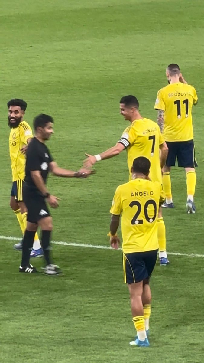 مهند العصيمي | النخبوي القاري🏆 tweet media