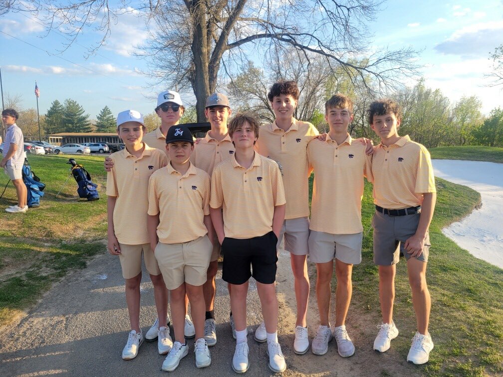 Solid week for the JV Wildcats.  Picked up wins over Seckman and Parkway Central!    Medalist honors for Carter and Cooper!