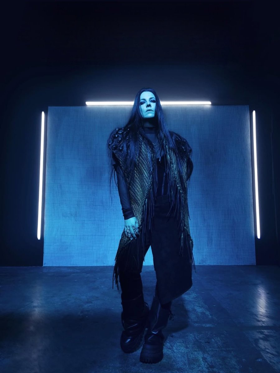 Amy Lee Brasil tweet media