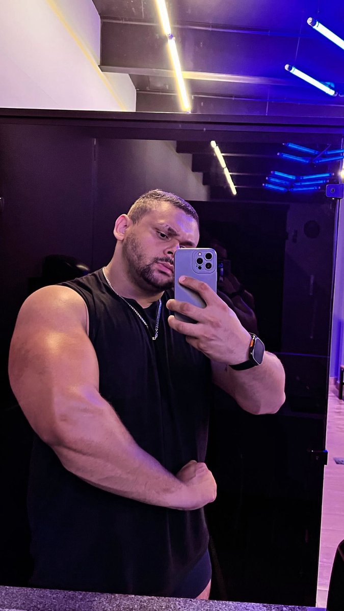 the personal tweet media