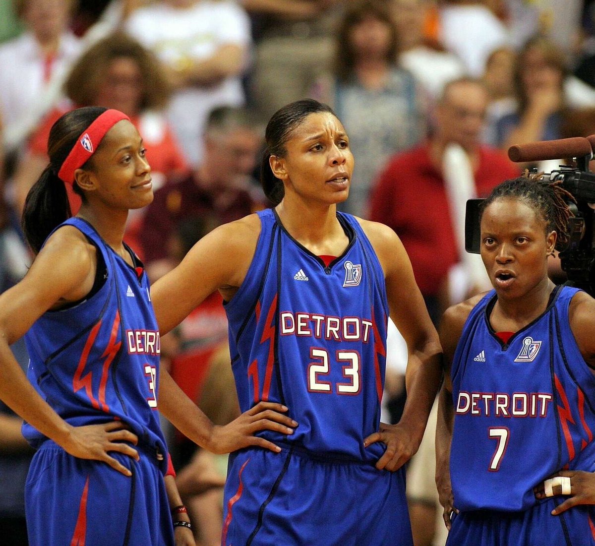 𝔗𝔥𝔢 𝔇𝔢𝔱𝔯𝔬𝔦𝔱 𝔗𝔦𝔪𝔢𝔰 📰 tweet media