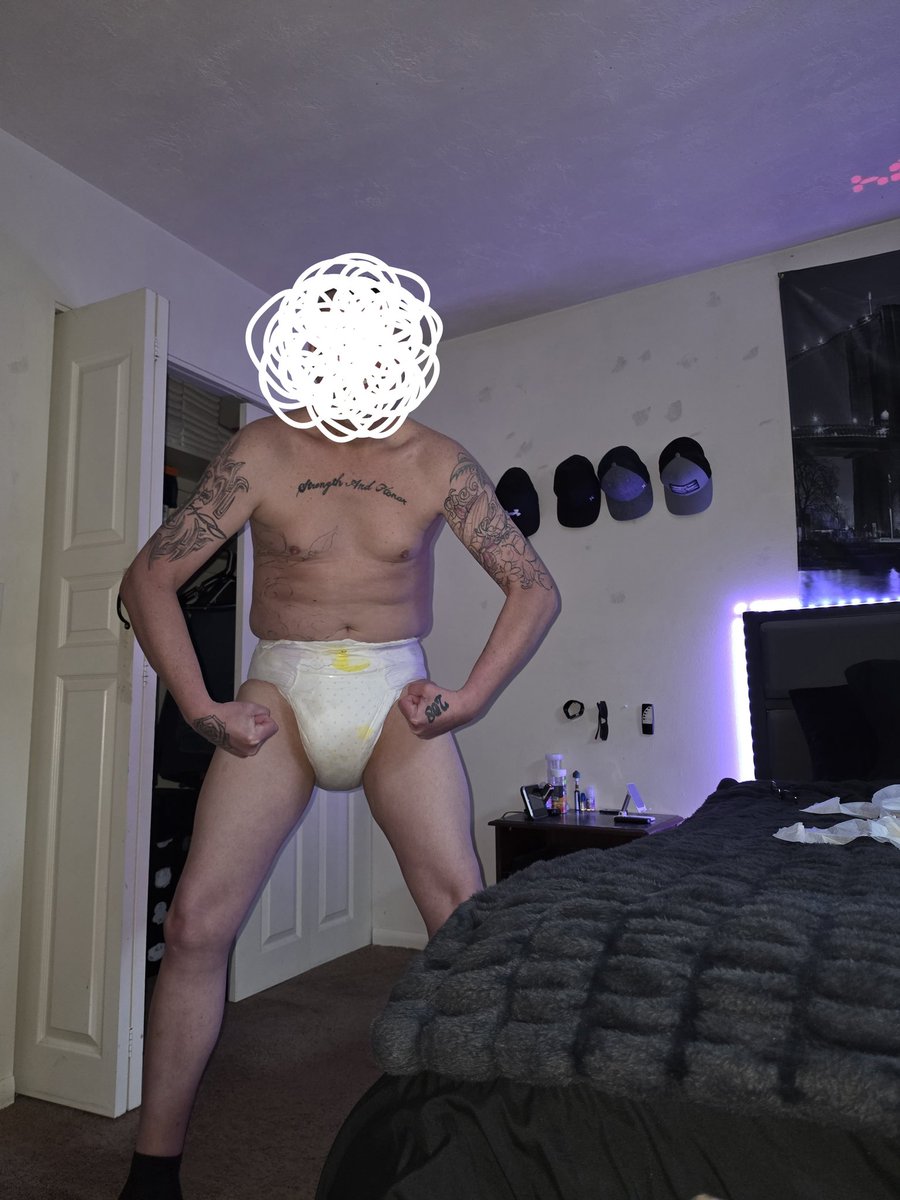 I was soggy. Had to change with 2 hours left of work. #abdldiapers #abdl #abdlcommunity #ddlg #mdlb