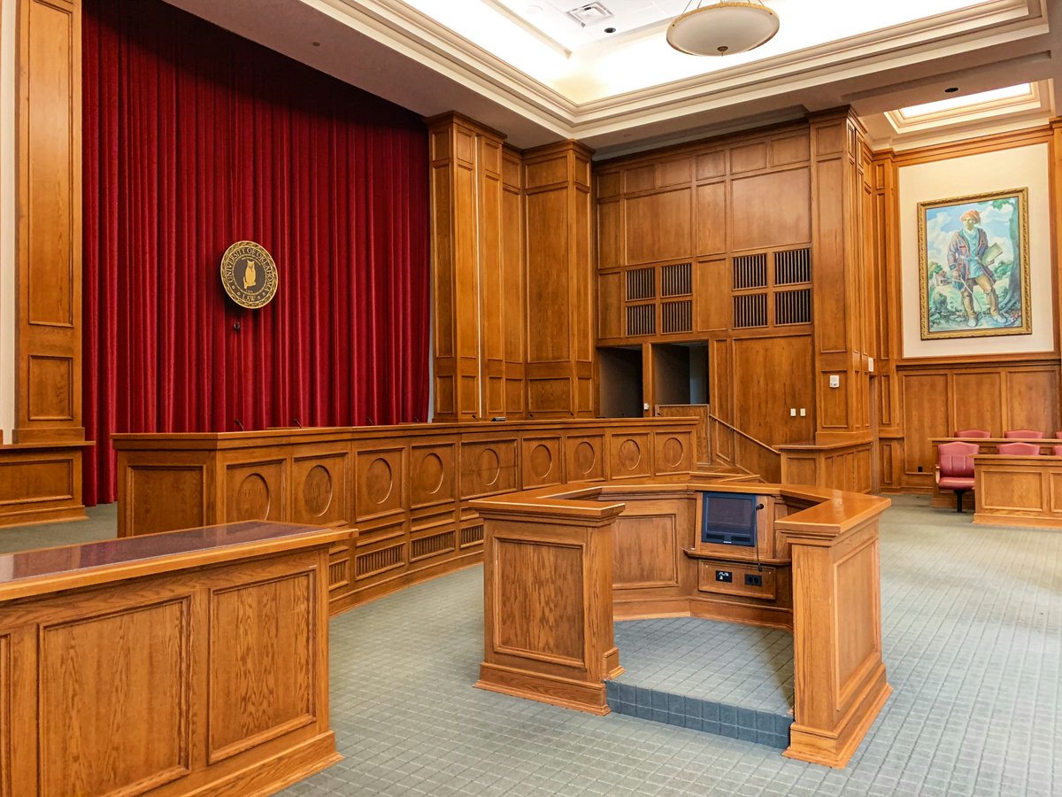 What I'm learning in court: How Other People's Delusions Become Your Self-Doubt open.substack.com/pub/masharusan…