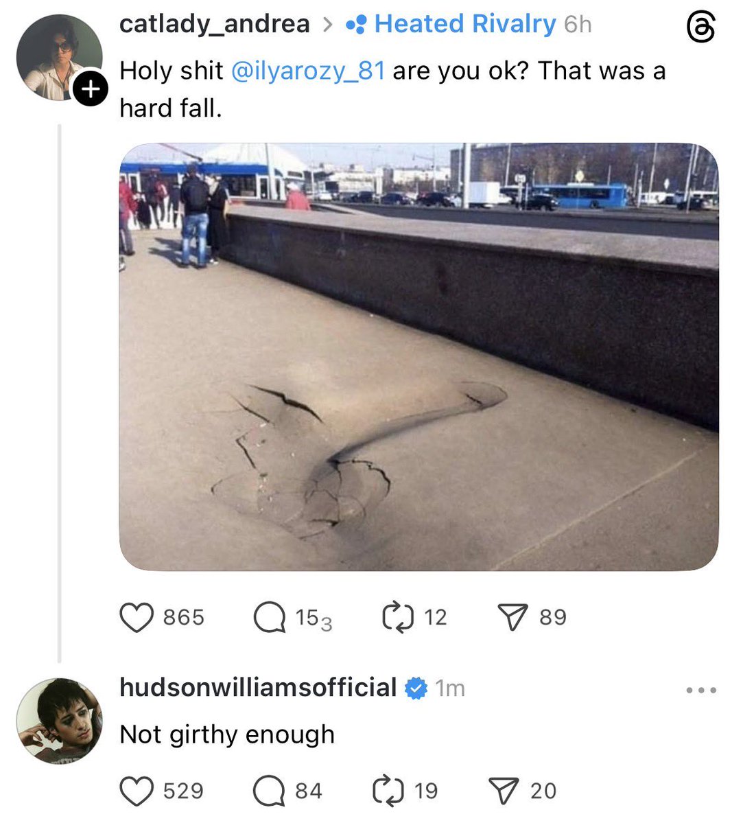 thegirlyzzy 🍷 tweet media