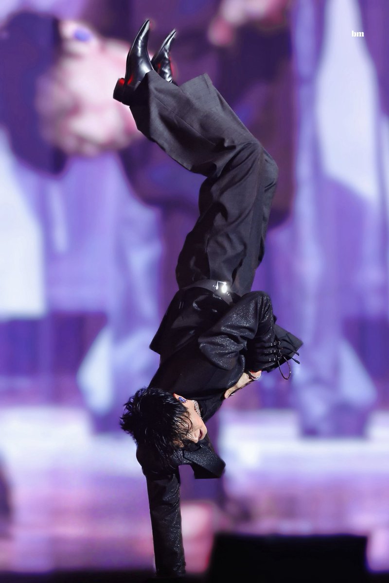 𝒷𝒷ℯ𝓇𝓇𝓎 ⋆｡˚ * tweet media