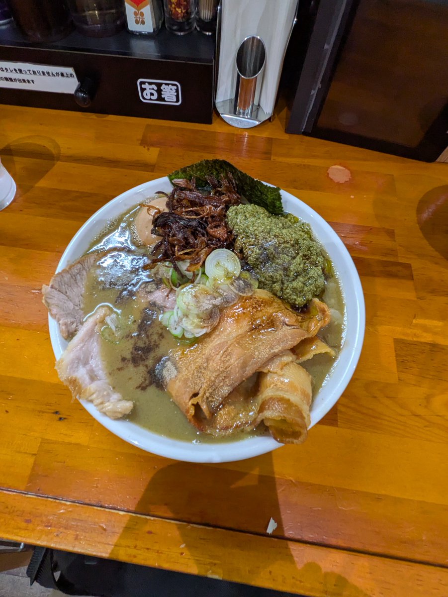 肉屋の店長 tweet media