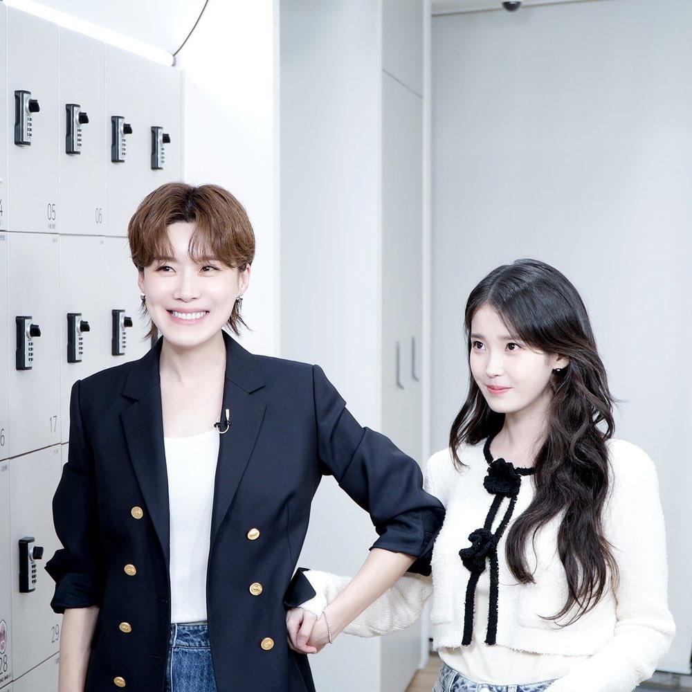 앤아 tweet media