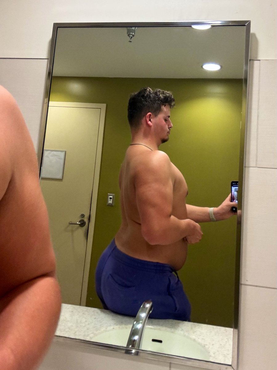 🌊💁‍♂️❤️‍🔥❄️🩵 tweet media