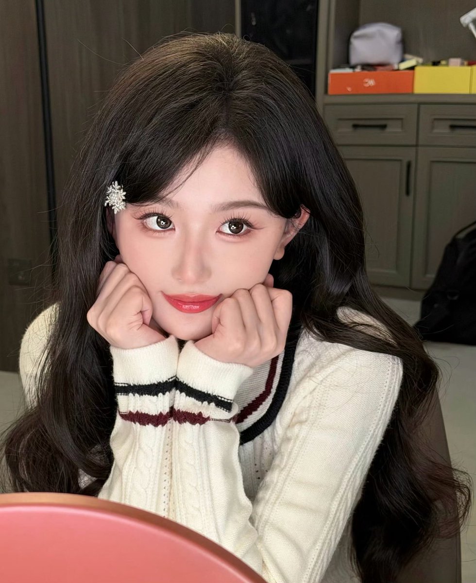 Flonya Jaquelina tweet media