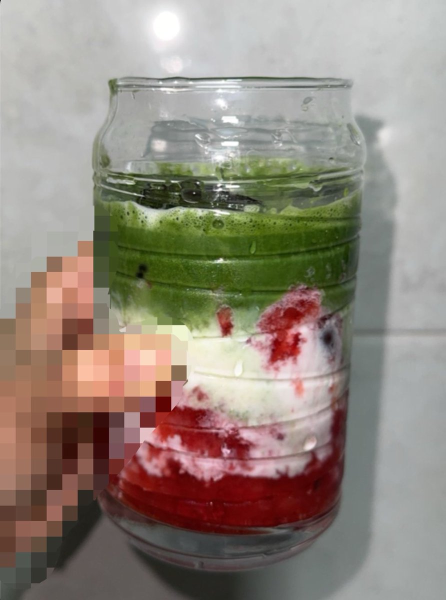 _Leeku's tweet photo. شيكولي على تداخل الألوان 😋
❤️🤍💚 https://t.co/KPn9RtgU3F