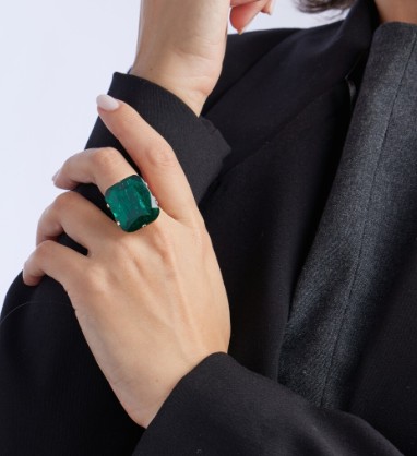 Jewelry Concierge tweet media