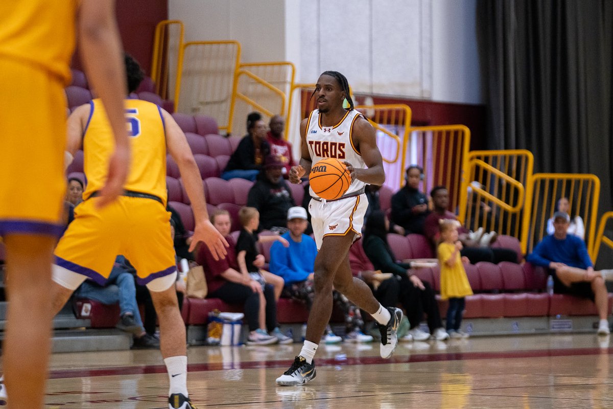 Amandtastic's tweet image. Student Athlete of the Week: David Cheatom #CSUDH 

lasentinel.net/student-athlet…