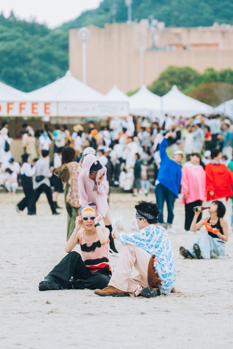 森、道、市場 tweet media