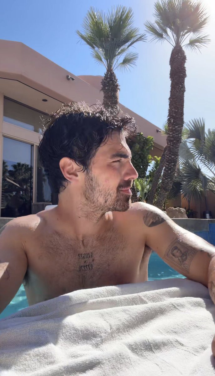 mariana 𐙚 tweet media