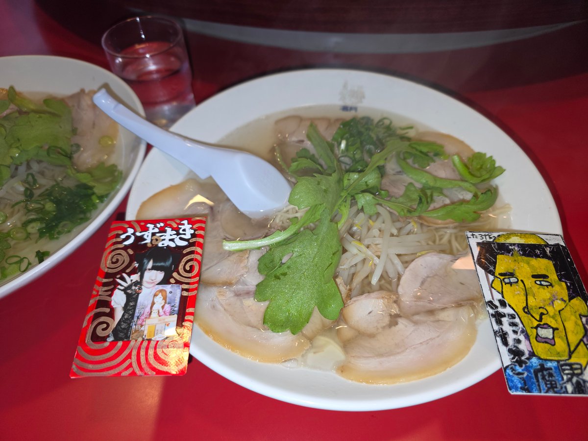 zabieru7778's tweet image. 帰りに用事で梅田へ
揚子江ラーメン 名門 さんでチェキ飯
実は数十年ぶりｗ
昔食べて味が薄かったのでそれから
行ってなかったけどリベンジ
全然薄くなくて逆にうまかった
お酒の〆にぴったりや飲んでないけど
#ラーメン #梅田