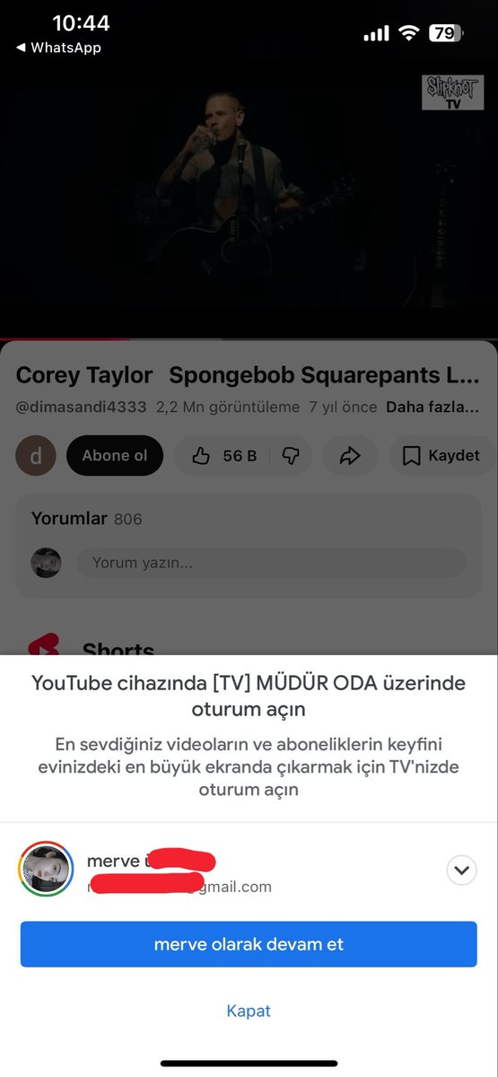 Az kalsın müdürün tvsine yansıtacağım o muazzam şarkıya bakın