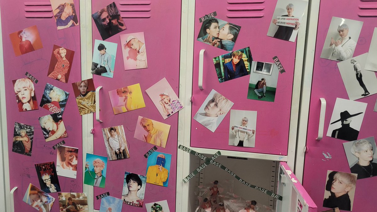 luv948's tweet photo. #레벨999_흑염의쁘띠가된_종현
자켓 딱 맞아서 웃었음ㅜㅅㅜ
왜케 작아 울 쁘띠 https://t.co/zh8R7PohuX