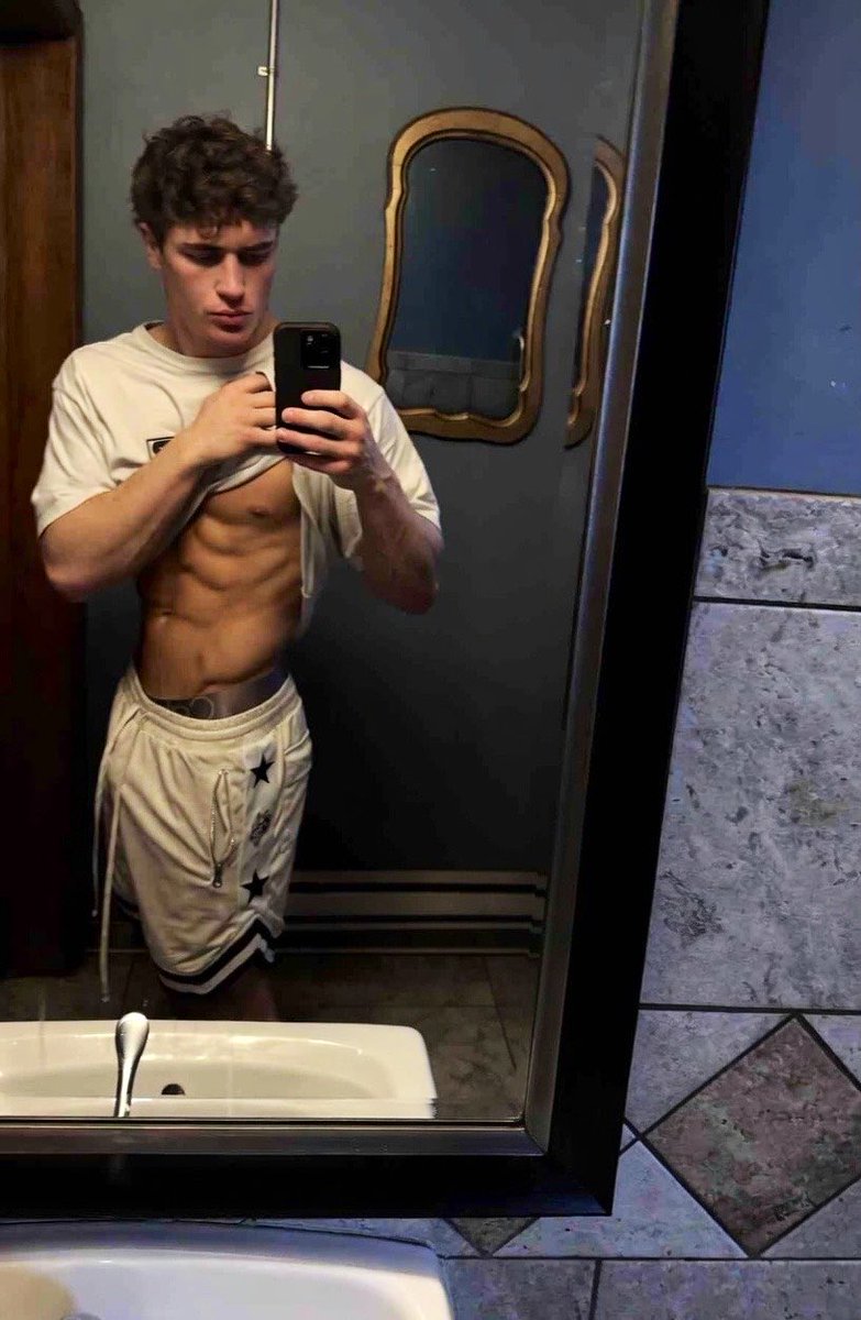 Alpha Winkelman 😈 tweet media