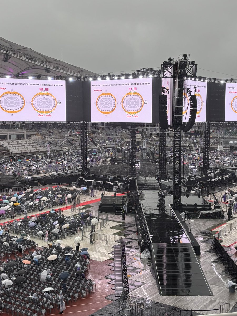 maca ꔫ ྀི tweet media