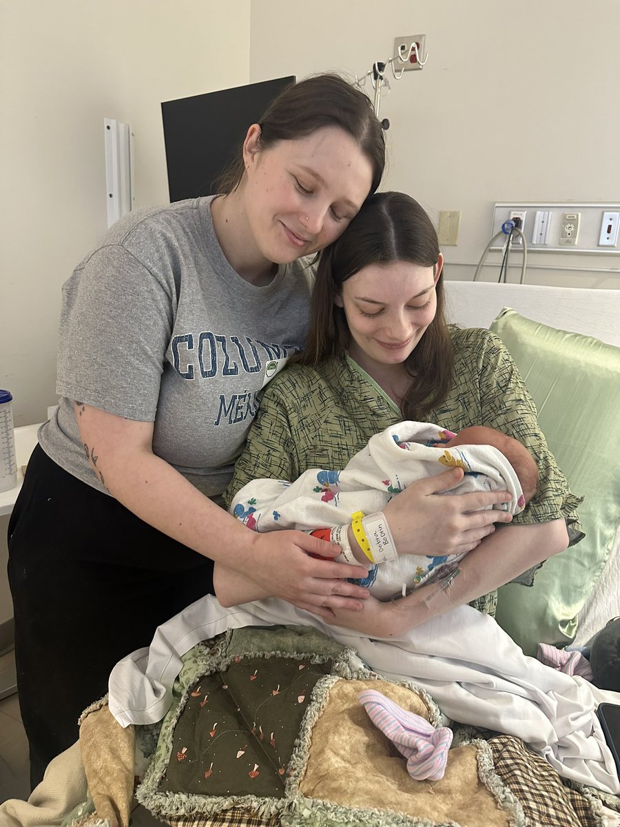 mariah 💌 tweet media