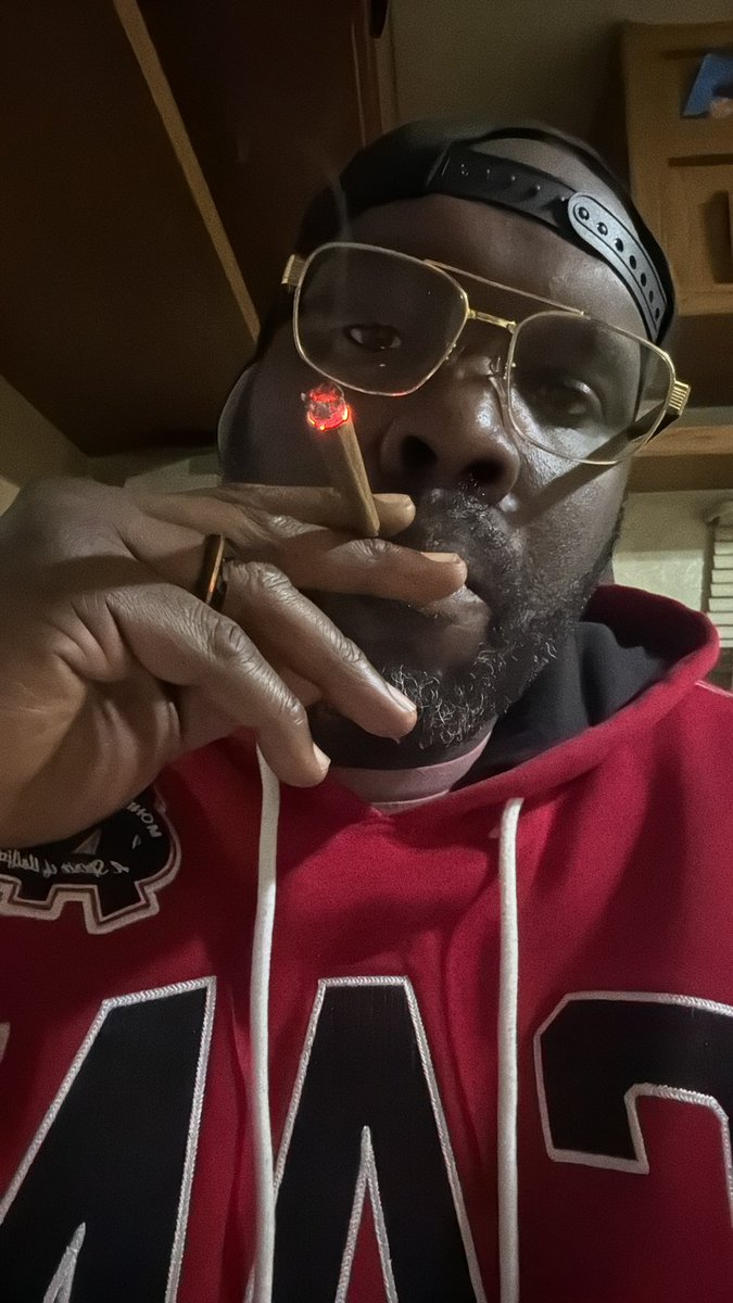 itzcdashbaby's tweet image. #bluntoclock #chocolate #kush #Mmemberville #weedtwt