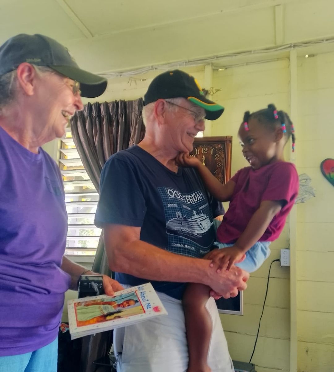 ACExperienceOrg's tweet photo. Sponsors Dave and Linda recently visited Latoya and her daughters after helping paint their house in 2022. “We enjoyed seeing Latoya in her home and how she has fixed it up with flowers and plants,” they shared. We’re so #grateful for our dedicated sponsors! ❤️ #ChildSponsorship https://t.co/1eCmNkFLIy